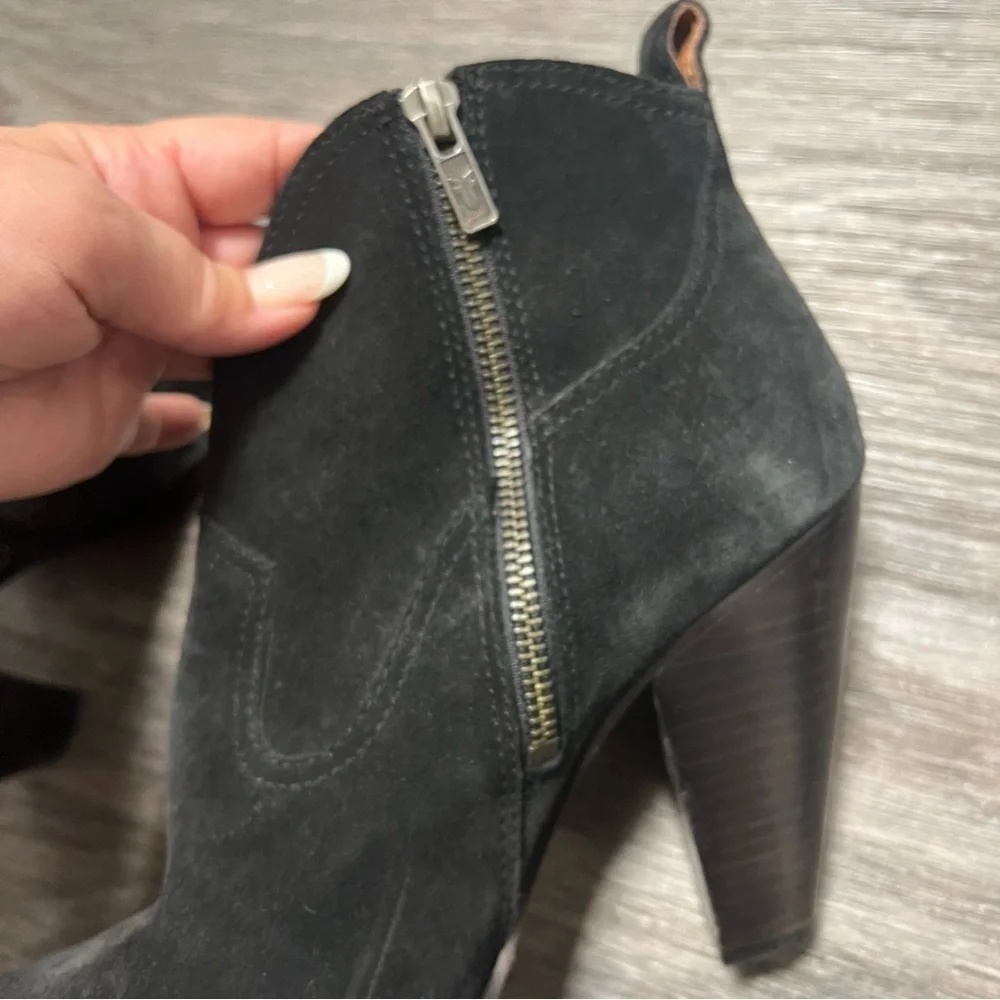 Frye madeline short